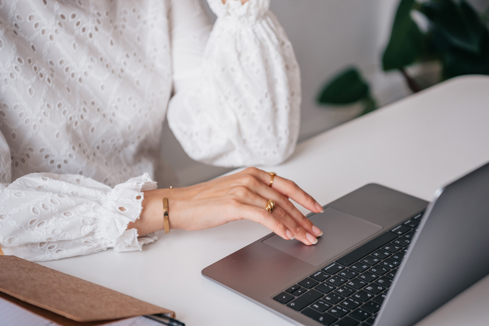 woman researching best vulvodynia treatments in Silver Spring